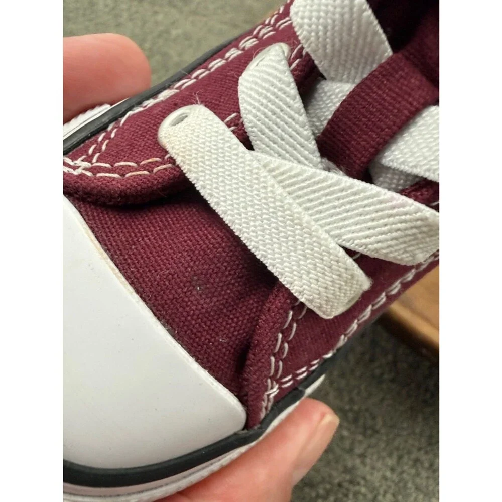Converse All Star Shoes Baby Toddler 5 Burgundy Canvas High Top Sneakers